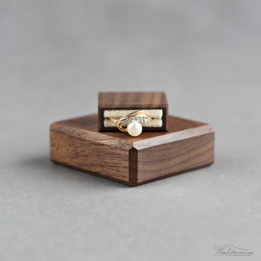 Slim square wooden proposal ring box by Woodstorming