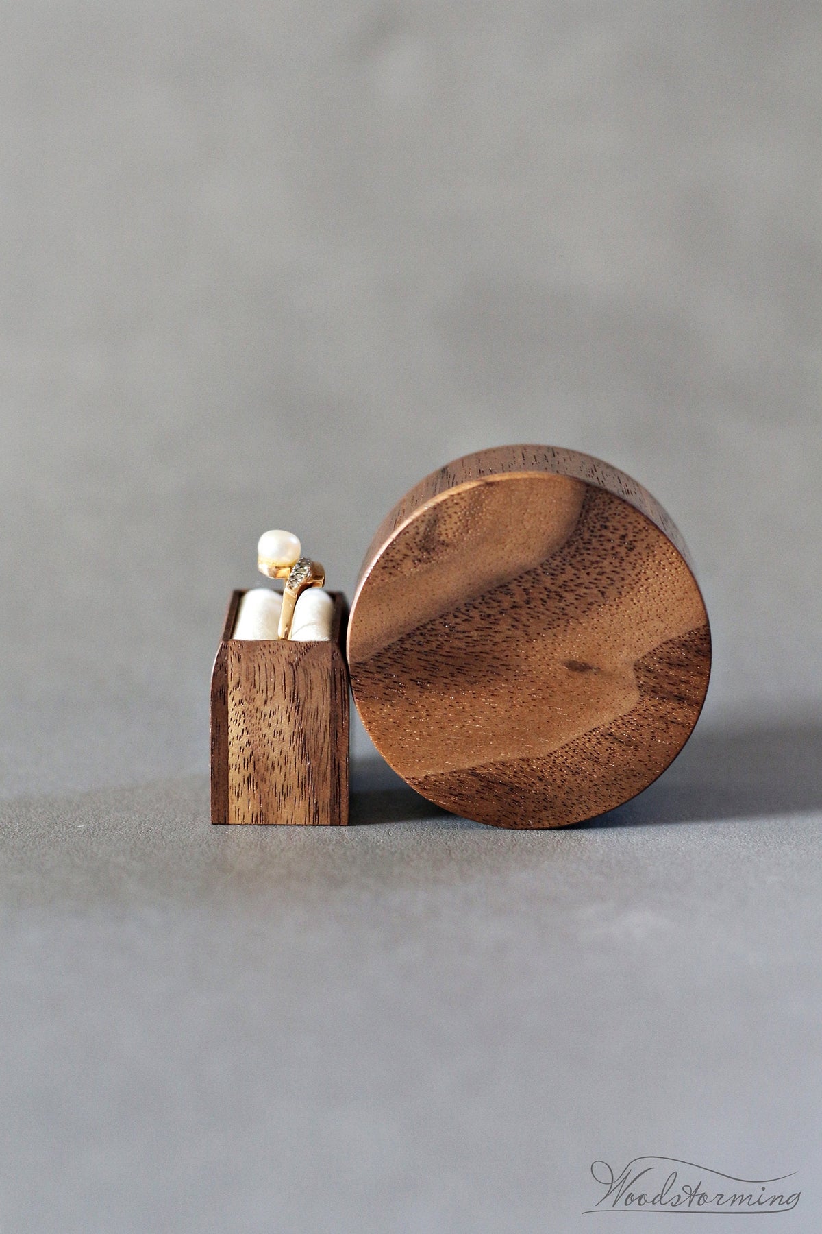 Round Walnut Proposal Ring Box